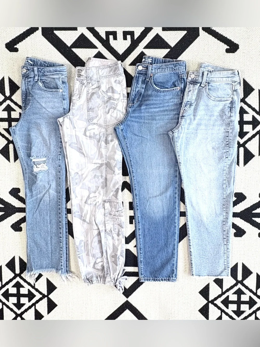 Girls Bundle of Jeans & Camo Cargo Pants Size 14